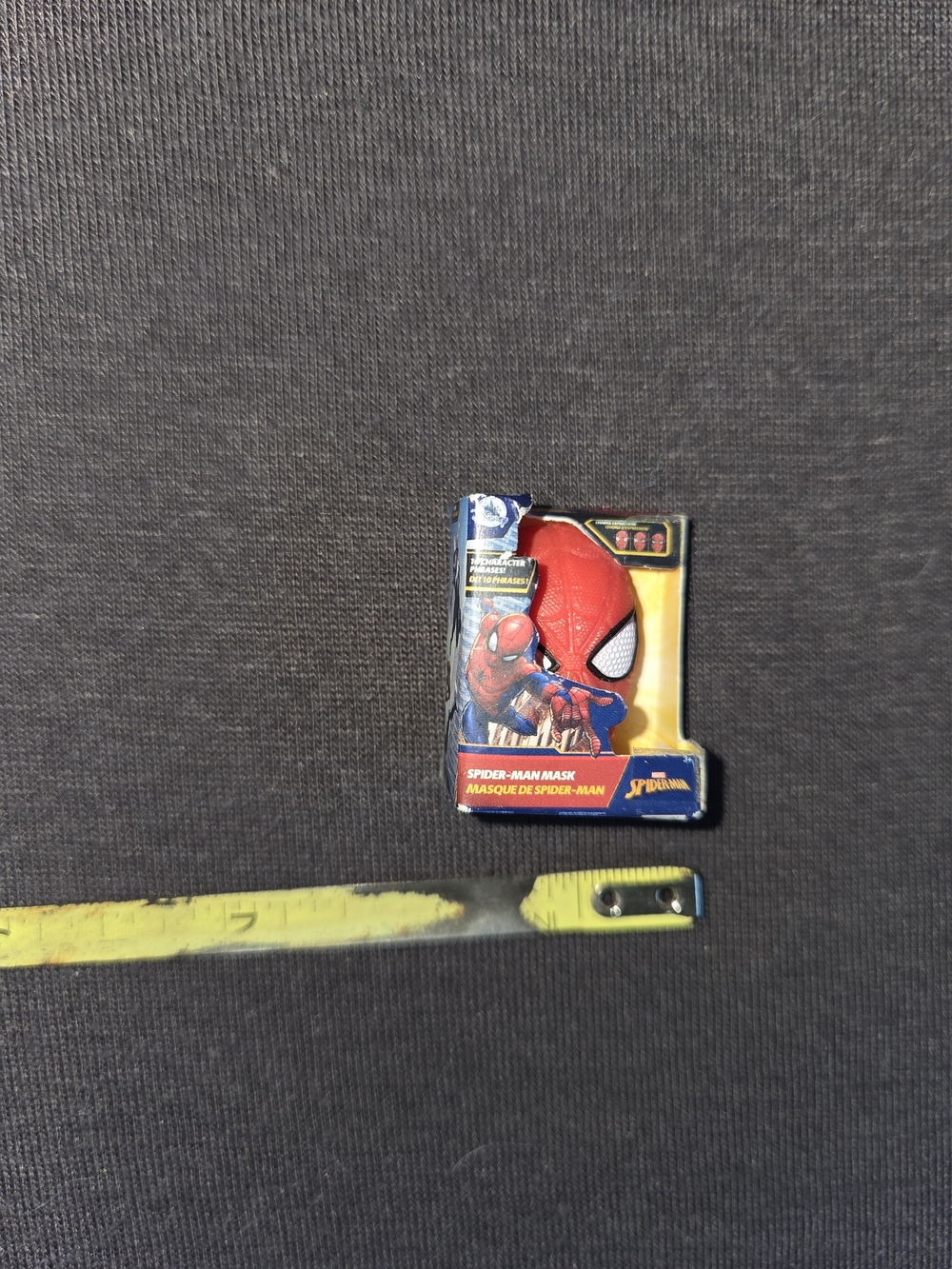Marvel Spider-Man Red Mini Mask Action Figure Accessory - Picture 5 of 6